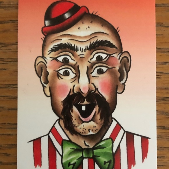 Profile Picture of Faris Shadid (@foureyefinds) on Poshmark