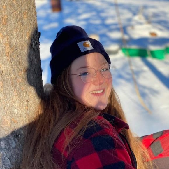 Profile Picture of Lisa ange Arseneault mcgraw (@lianarmc) on Poshmark