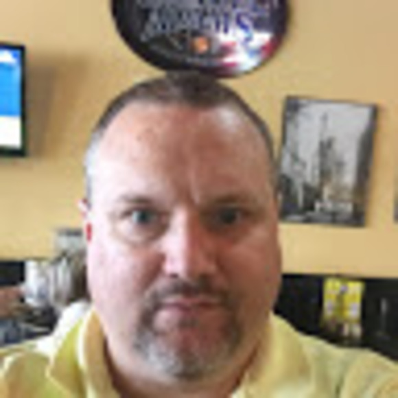 Profile Picture of Mike Hollis (@mikehollis169) on Poshmark