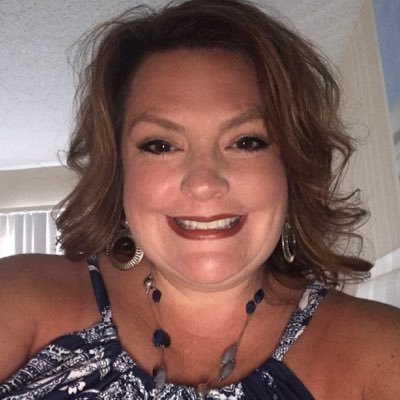 Profile Picture of Kimberly Cron (@allsmiles2605) on Twitter