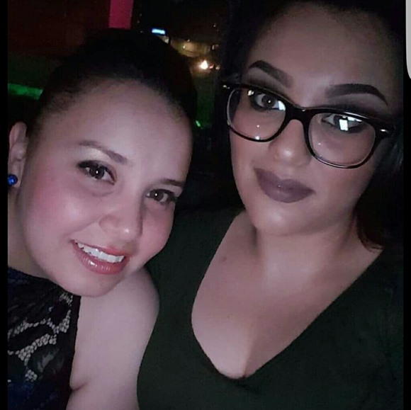 Profile Picture of Solveigh Almanza (@almas30) on Poshmark