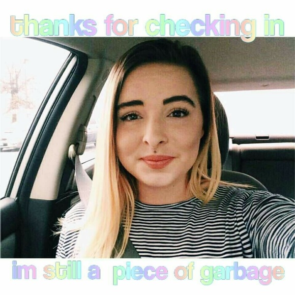Profile Picture of Mary Roppolo (@marrrkat666) on Poshmark