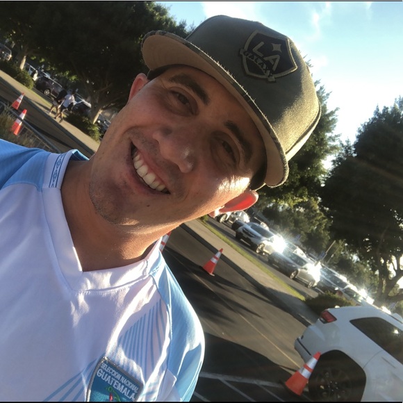 Profile Picture of Christopher Sherman (@chrissh3rman) on Poshmark