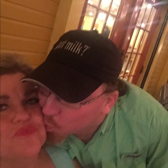 Profile Picture of Rene Sharp (@trene177107) on Poshmark
