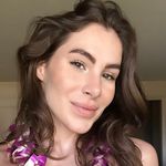 Profile Picture of Julia Bueno (@juliabueno.jpg) on Instagram