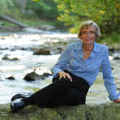 Profile Picture of Myrna J Smith (@MyrnaJSmith) on Twitter