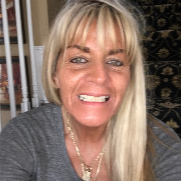 Profile Picture of Nancy Dybash (@pretty7068nancy) on Poshmark