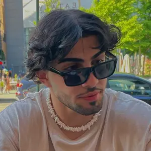 Profile Picture of   just another night boys... (@mustafasalih_) on Tiktok