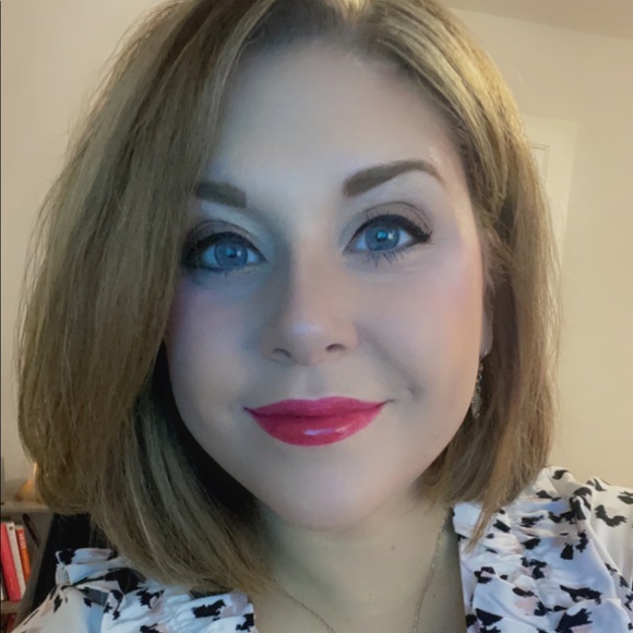 Profile Picture of Caitlin Conner (@cdrconner) on Poshmark