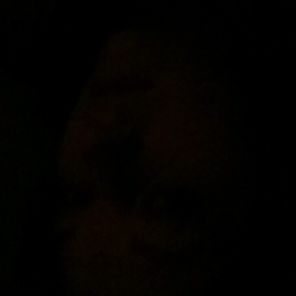 Profile Picture of Tiffany Starrett (@tiffanystarrett) on Poshmark