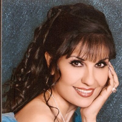 Profile Photo of Mireya Villarreal (@mireyavillarrea) on Twitter