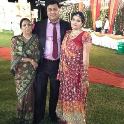 Profile Picture of Pooja Handa (@PoojaHanda87) on Twitter