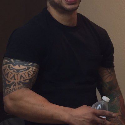 Profile Picture of Mike Persad (@MikePersad) on Twitter