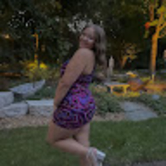 Sami Granberry - Poshmark Profile Picture of Sami Granberry (@sami_granberry) on Poshmark