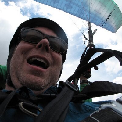 Profile Picture of James Sparks (@photogsparky) on Twitter