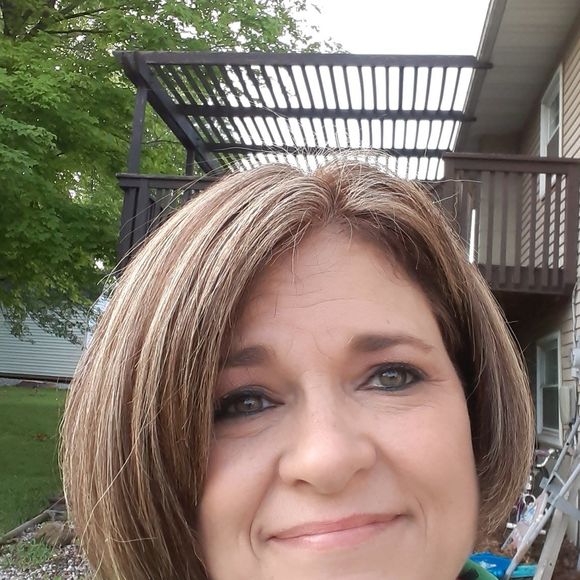 Profile Picture of Dionne dede emanuel Butner (@butnermom1) on Poshmark