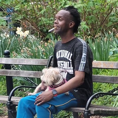 Profile Picture of Derick Gonzalez (@ThisKidAClown) on Twitter