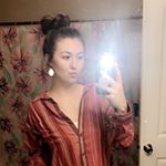 Profile Picture of Nail Tech • Dani Paradis (@nailsbydanimal_) on Instagram