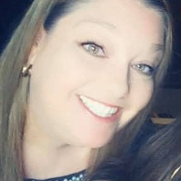 Profile Picture of Karla Shrier (@kshrier) on Poshmark
