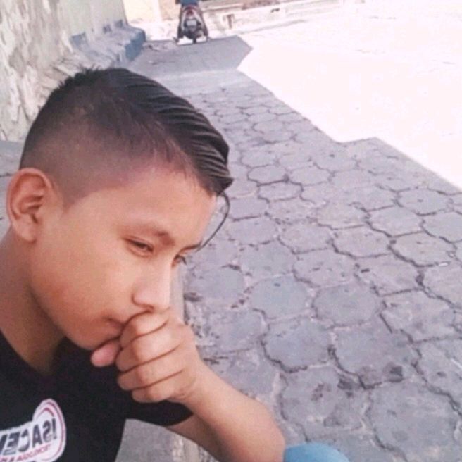 Profile Picture of user3172379763606 (@@aaronchun) on Tiktok