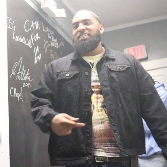 Profile Picture of Wayne Ross (@wayne_ross) on Poshmark