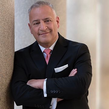 Profile Picture of Theo M. Papigiotis (@tpap66) on Twitter