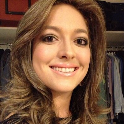 Profile Picture of Carol Ferreira Gomes (@CarolDefensora) on Twitter