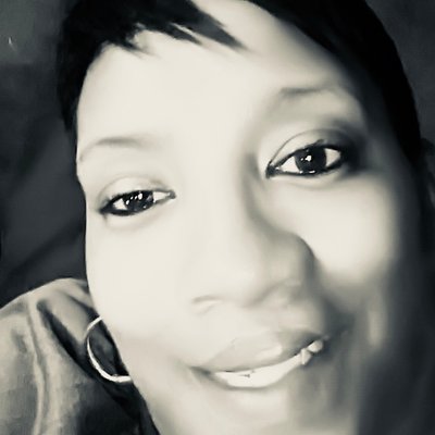 Profile Picture of Stacey Parson (@Demriss) on Twitter