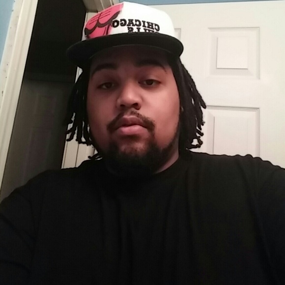 Profile Picture of Demetrius Hayes (@dlamar24) on Poshmark
