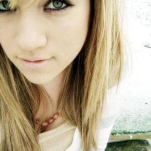 Profile Picture of Ashlee Culver (@ashleeiztheshitt) on Myspace