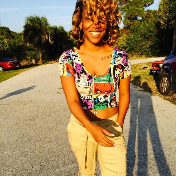 Profile Picture of Latasha Ware (@latashatware) on Poshmark