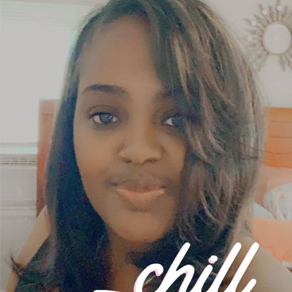 Profile Picture of Shawnta Harrell (@shawntaharrell) on Poshmark