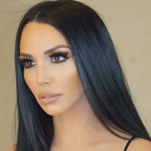 Profile Picture of Scheana (@scheana) on Tiktok