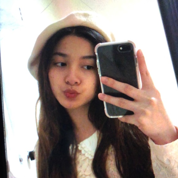 Profile Picture of Recy Policarpio (@recyp) on Poshmark