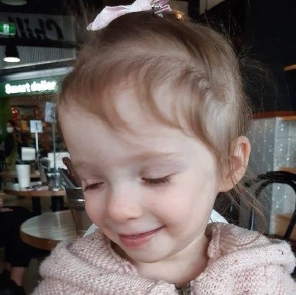 Profile Picture of Lisa Davies (@lisada60) on Poshmark