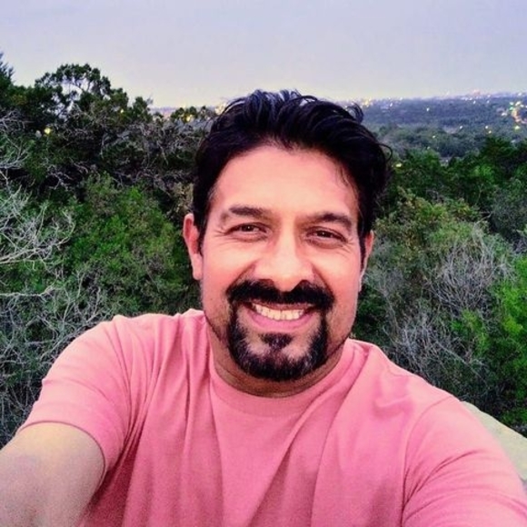 Profile Picture of Gustavo Gustavo (@monterrey1965) on Poshmark