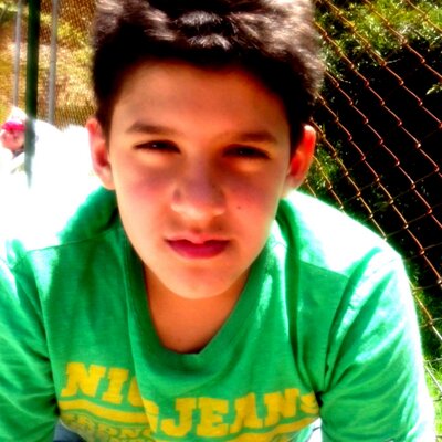 Profile Picture of Steven Uribe (@TivenlUribe) on Twitter