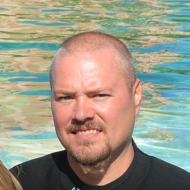 Profile Picture of Aaron Etienne (@AaronE8910) on Twitter