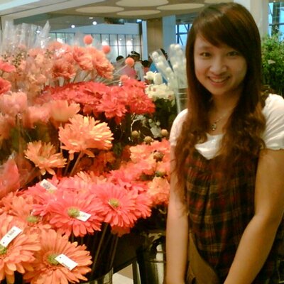 Profile Picture of Julia Phan (@H1A1) on Twitter