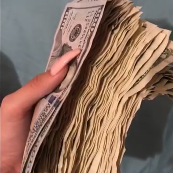 Profile Picture of Marcus Quiroz (@marcus0101) on Poshmark