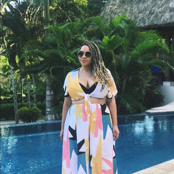 Profile Picture of Cassandra Dorneman (@cdorneman) on Poshmark