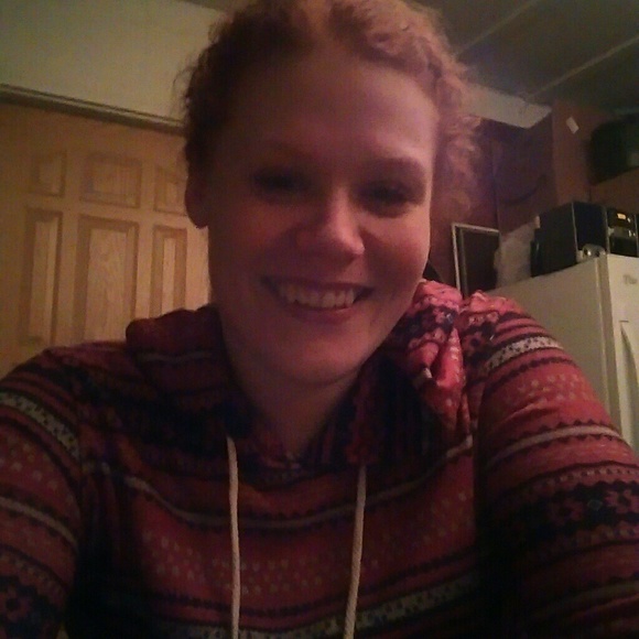 Profile Picture of Jordan Thacker (@jordanthacker77) on Poshmark