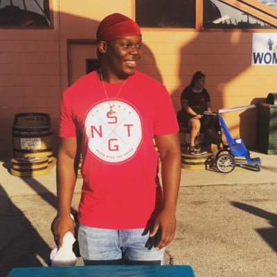 Profile Picture of Christopher Daniels (@chrisdanielsLB) on Twitter