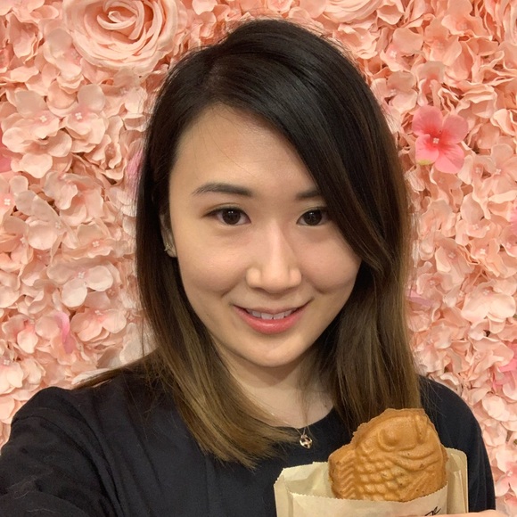 Profile Picture of Jeanine Tang (@j9tang) on Poshmark