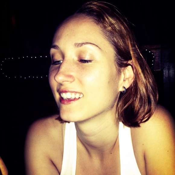 Profile Picture of Melissa Makarski (@mel1126) on Poshmark