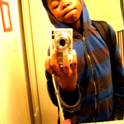 Robert Wormley - Twitter Profile Picture of Robert Wormley (@RobertoTreFlip) on Twitter