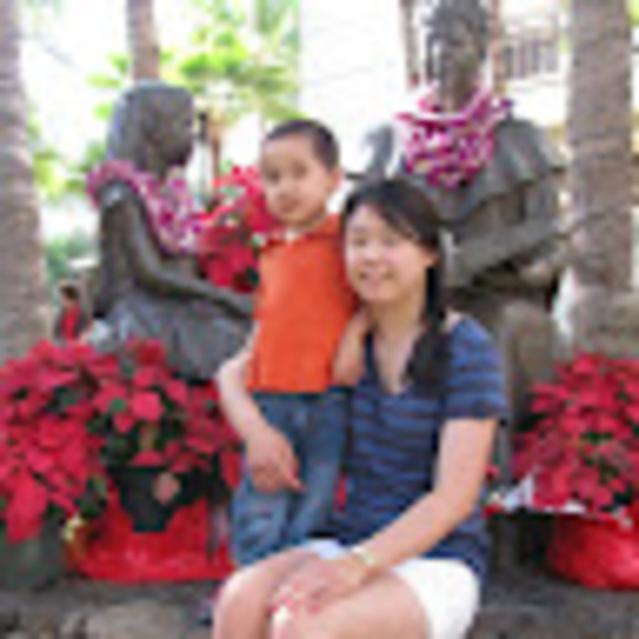 Profile Picture of Jasmine Li (@jasmineliren) on Poshmark