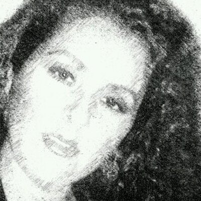 Profile Picture of Rosa Elena Ulloa (@RasaUlloa) on Twitter