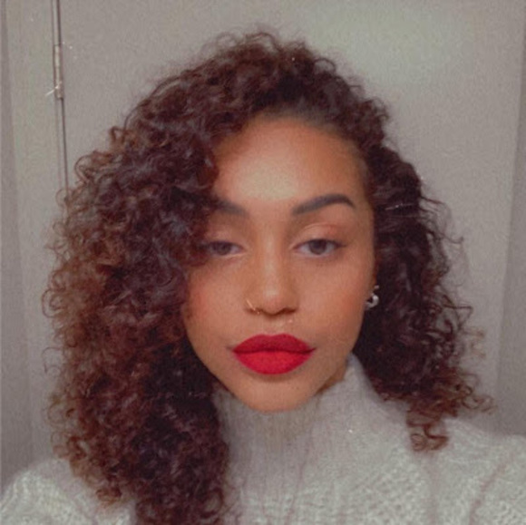 Profile Picture of Shae Reckord (@ssreck16) on Poshmark