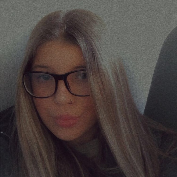 Profile Picture of Kayden Coddington (@kaydencoddingto) on Poshmark